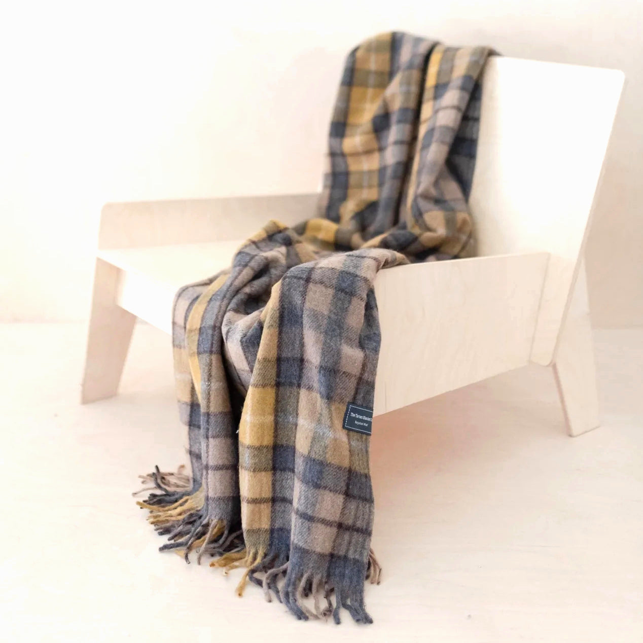 Recycled Wool Campfire Wrap in Buchanan Natural Tartan