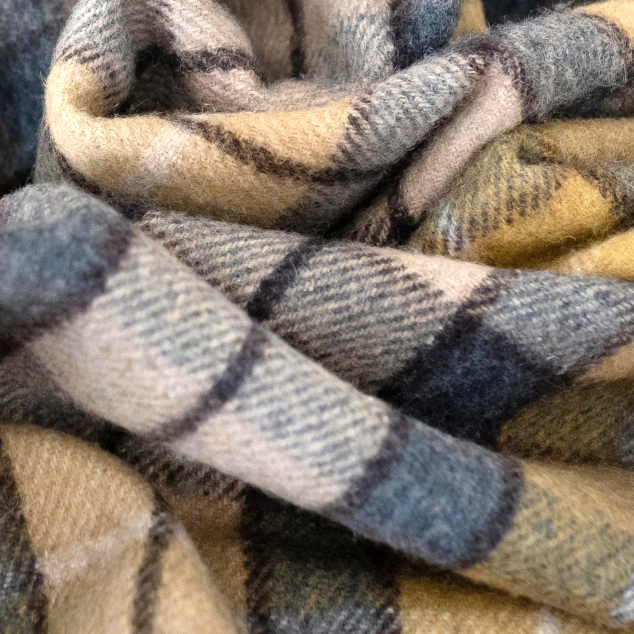 Recycled Wool Campfire Wrap in Buchanan Natural Tartan